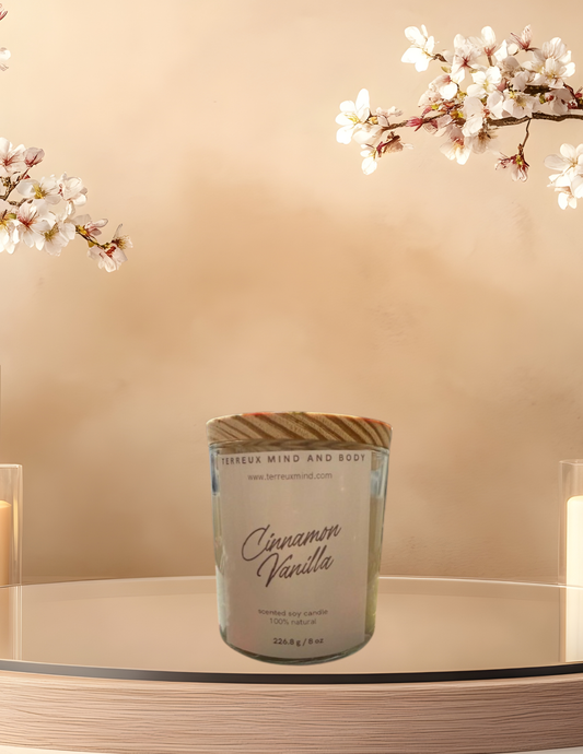 Cinnamon Vanilla Glow – Cozy Soy Candle (8.5 oz